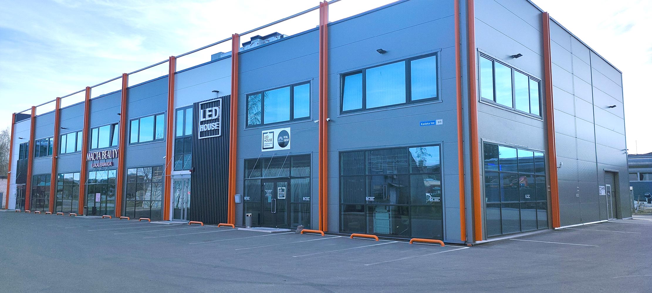 LED House OÜ building exterior, Kadaka tee 3