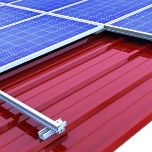 Installation plekk-katusele