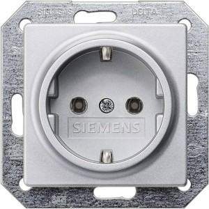 Pistorasia SIEMENS i-system 5UB1931 alumiininvärinen IP20