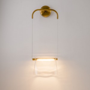 Seinävalaisin Maytoni Cabaret messinki 8W 850lm 120° IP20 830