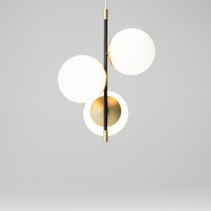 Rippvalgusti Maytoni Nostalgia 3 must / kuldne E14 IP20