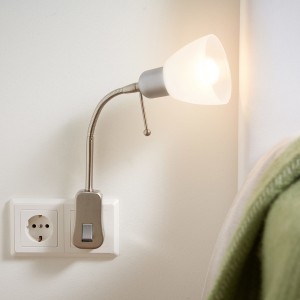 Seinavalgusti Trio Lighting pistikupessa Ligara hõbedane E14 IP20 (21466 copy)